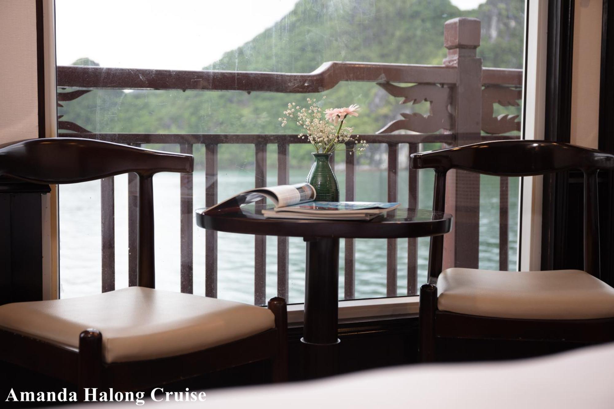 Hotel Amanda Luxury Cruise Hạ Long Exterior foto