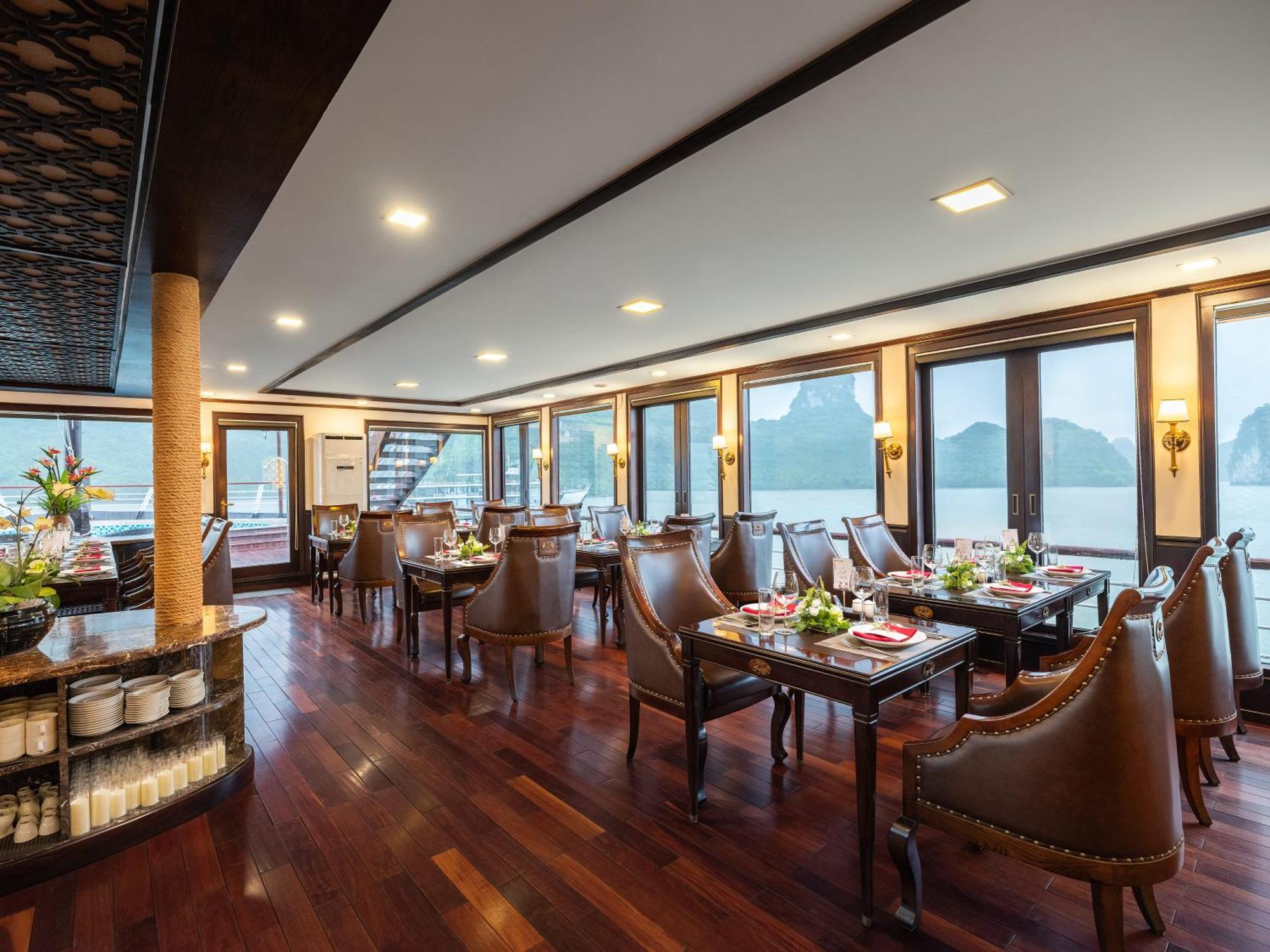 Hotel Amanda Luxury Cruise Hạ Long Exterior foto