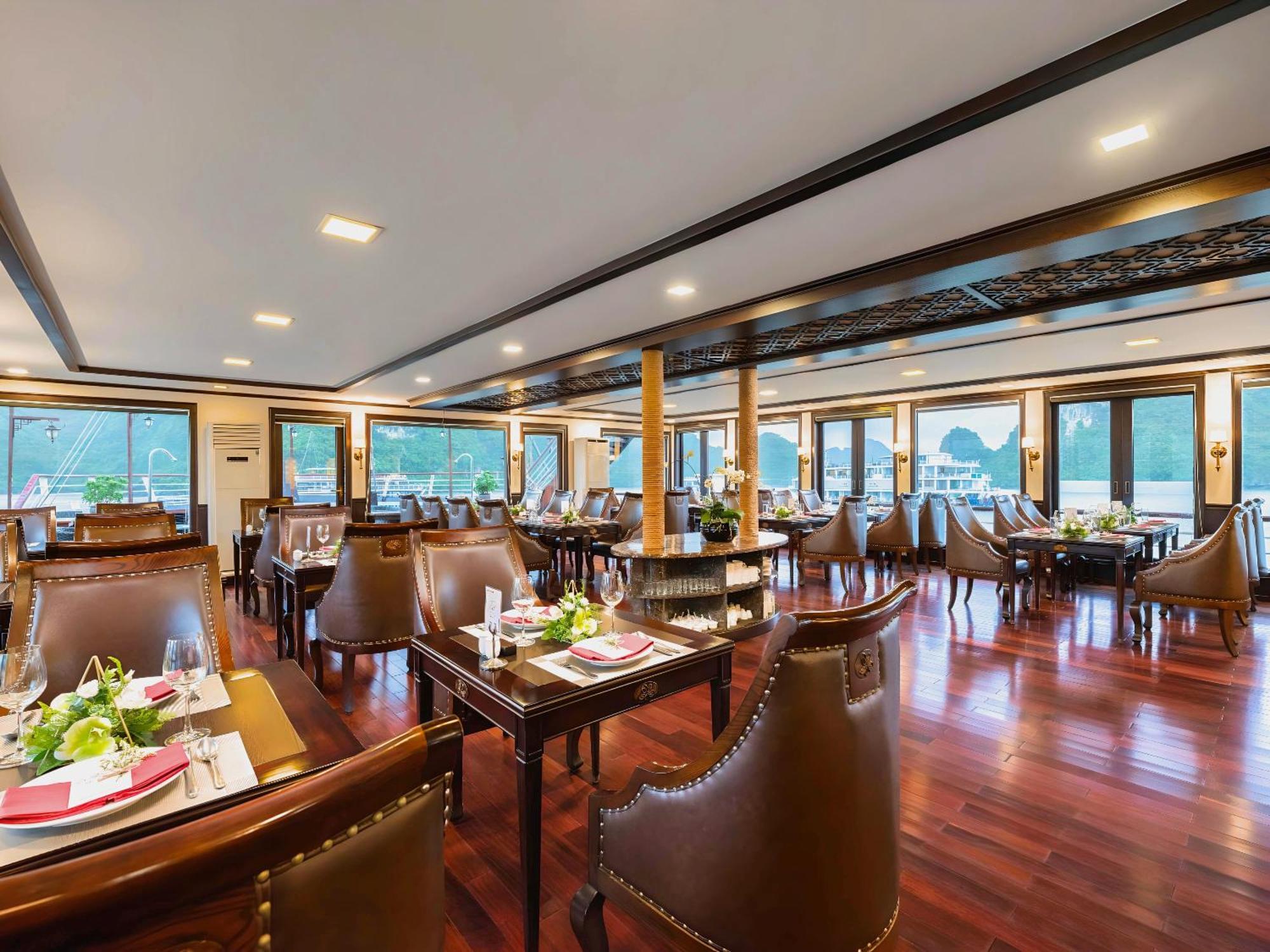 Hotel Amanda Luxury Cruise Hạ Long Exterior foto