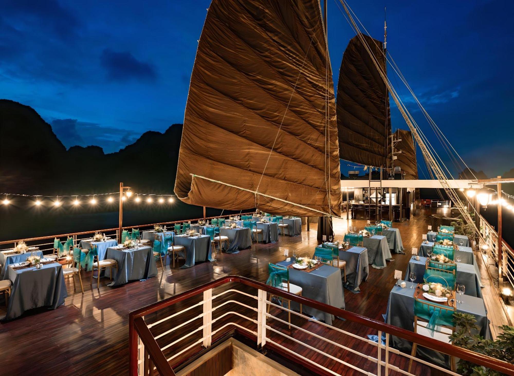 Hotel Amanda Luxury Cruise Hạ Long Exterior foto