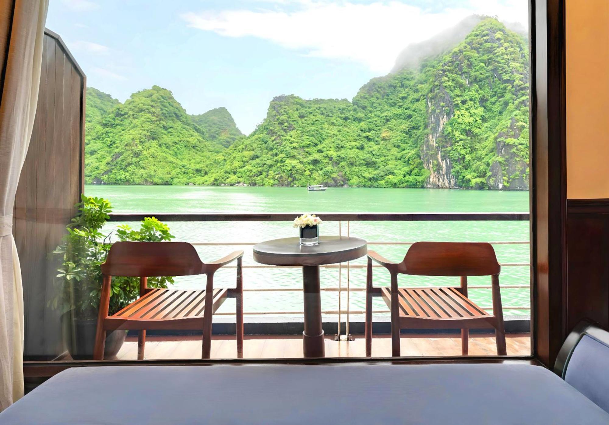 Hotel Amanda Luxury Cruise Hạ Long Exterior foto